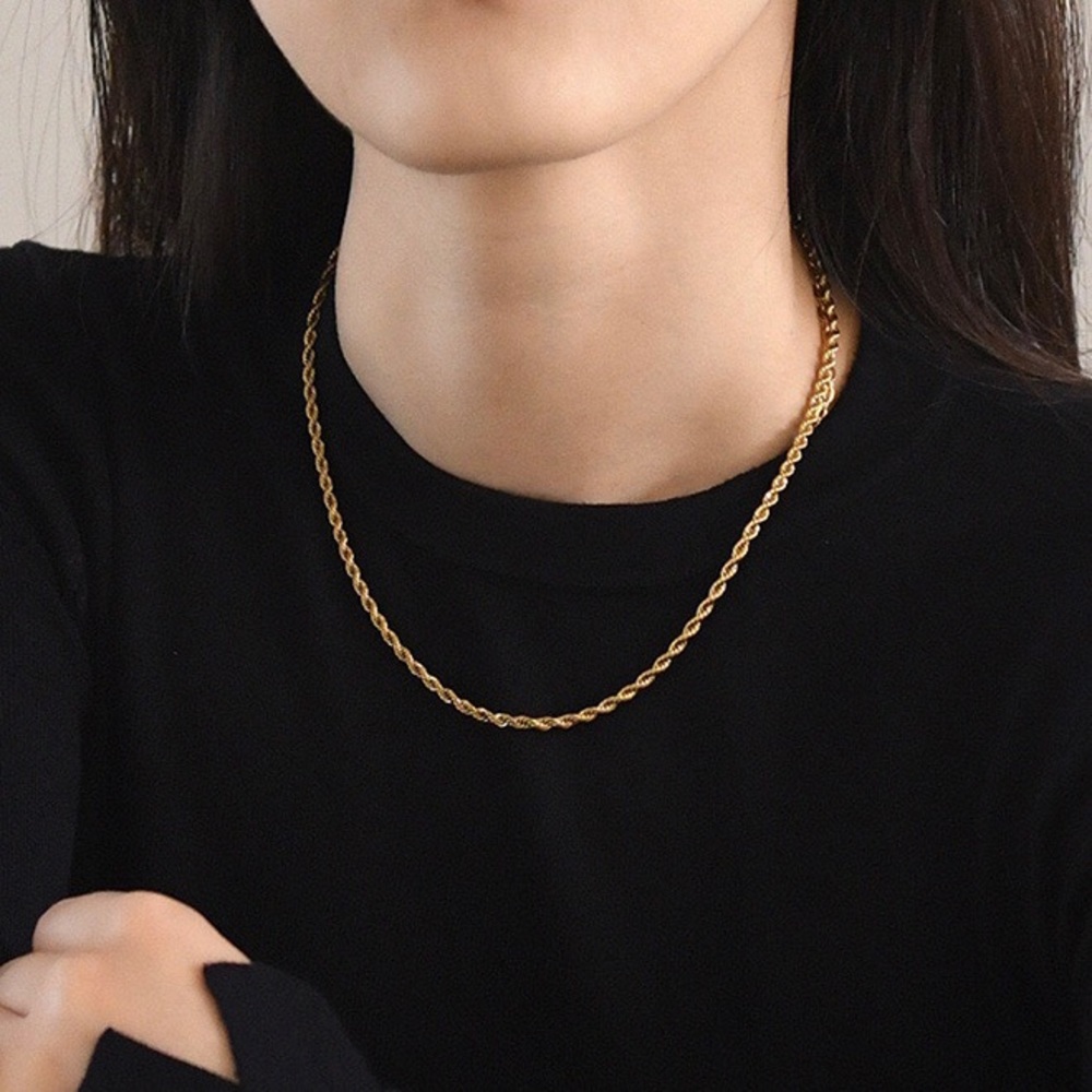 Minimalist Gold Plated Twisted Rope Necklace